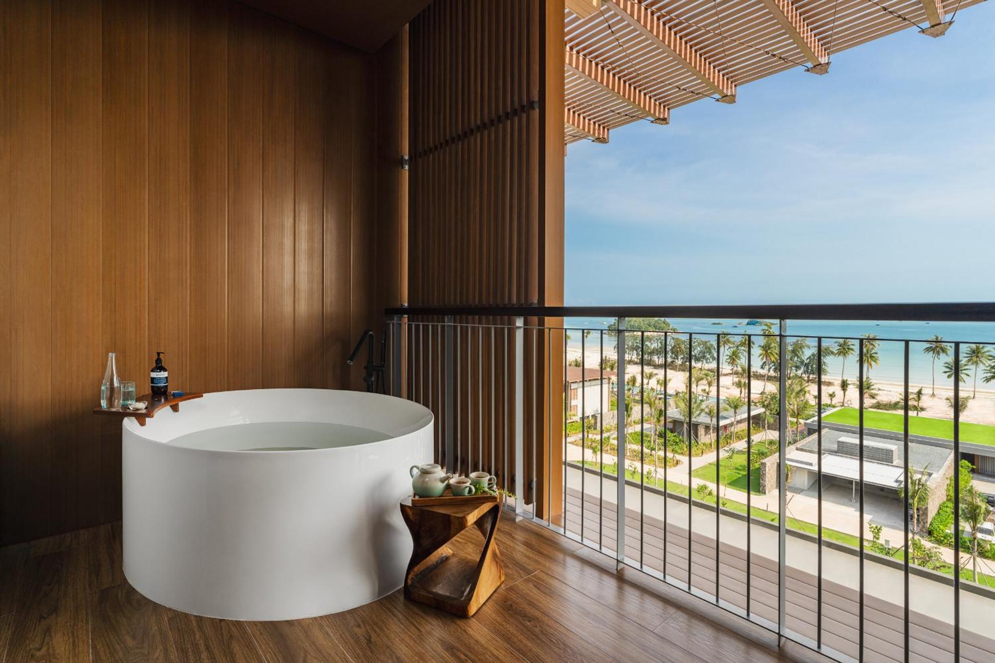 Hotel Indigo Bintan Lagoi Beach By Ihg Екстер'єр фото
